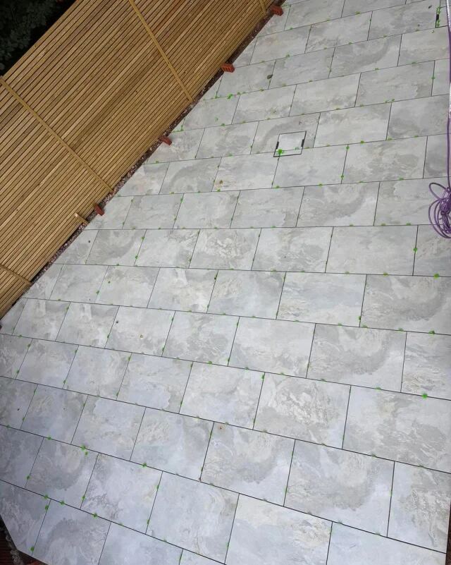 Project update: Venetian fencing & porcelain